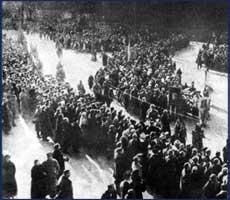 Урочисте перепоховання студентів у Києві 19 березня 1918 року